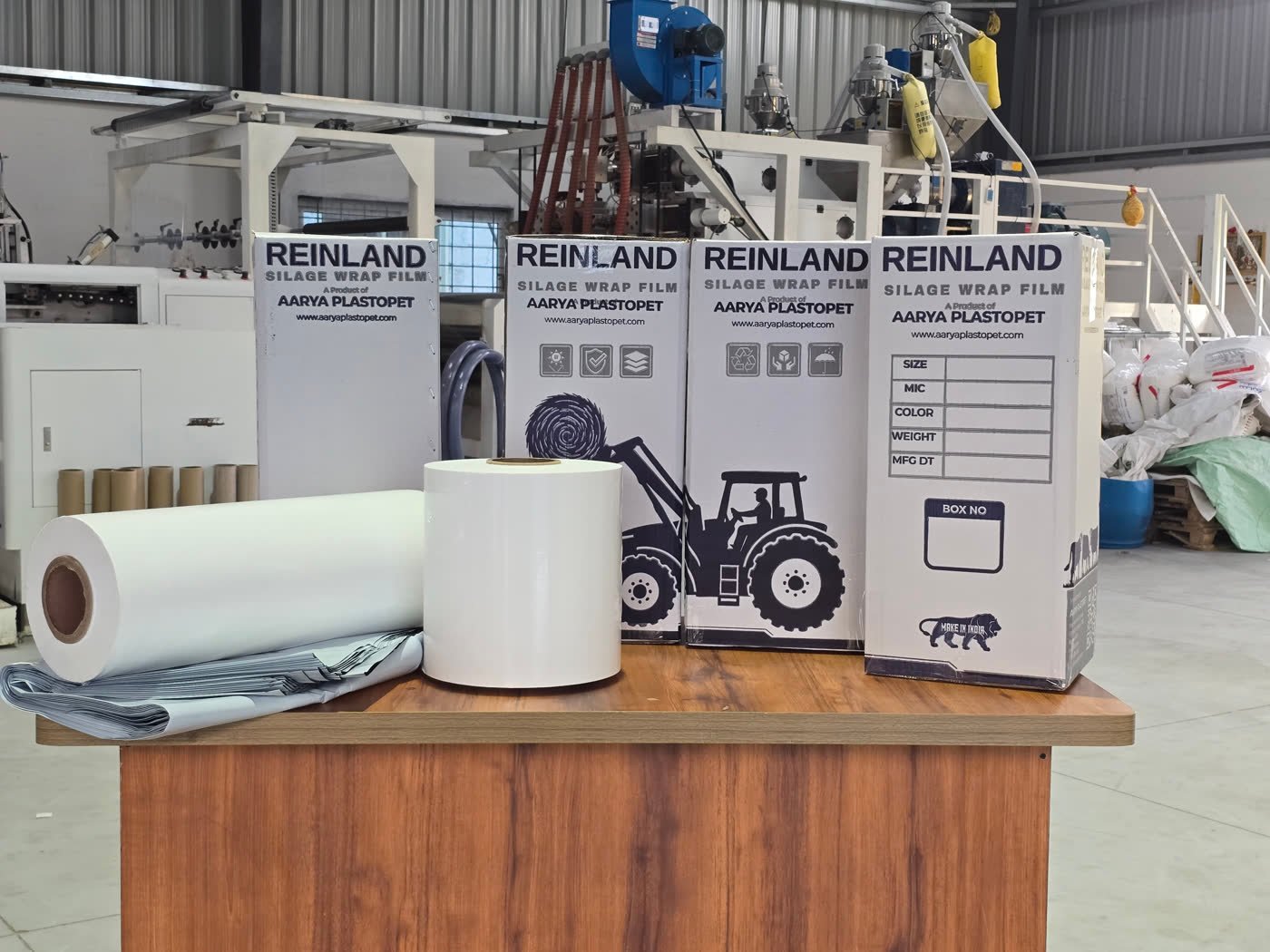 REINLAND silage wrap cartons and rolls